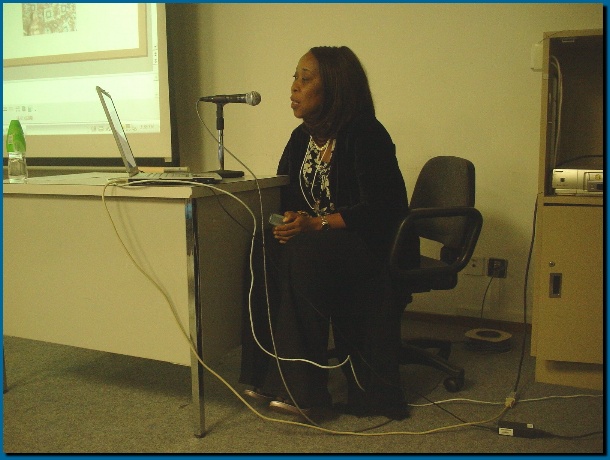 602x451 pixels (104K)